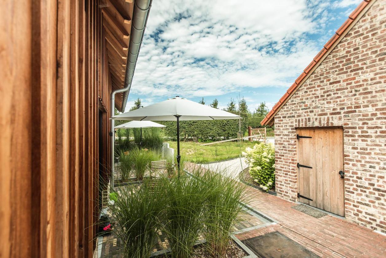 Boerderaaj Bed & Breakfast Bilzen Exterior photo